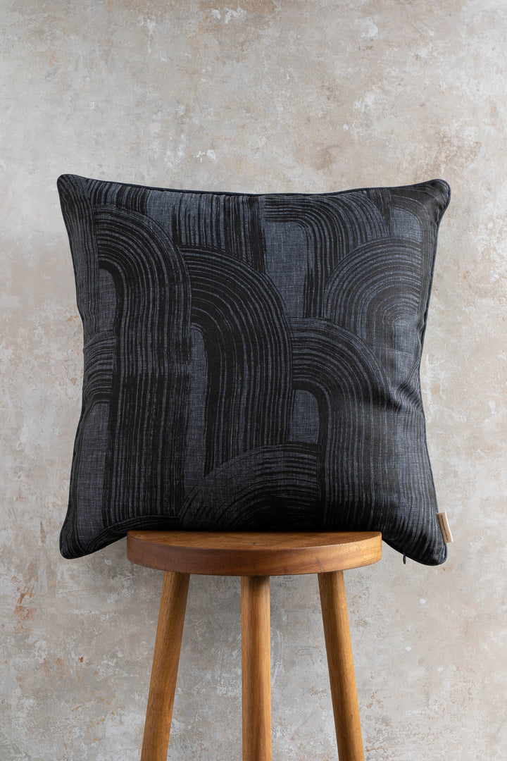 Brushstroke in Black on Granite Heavyweight