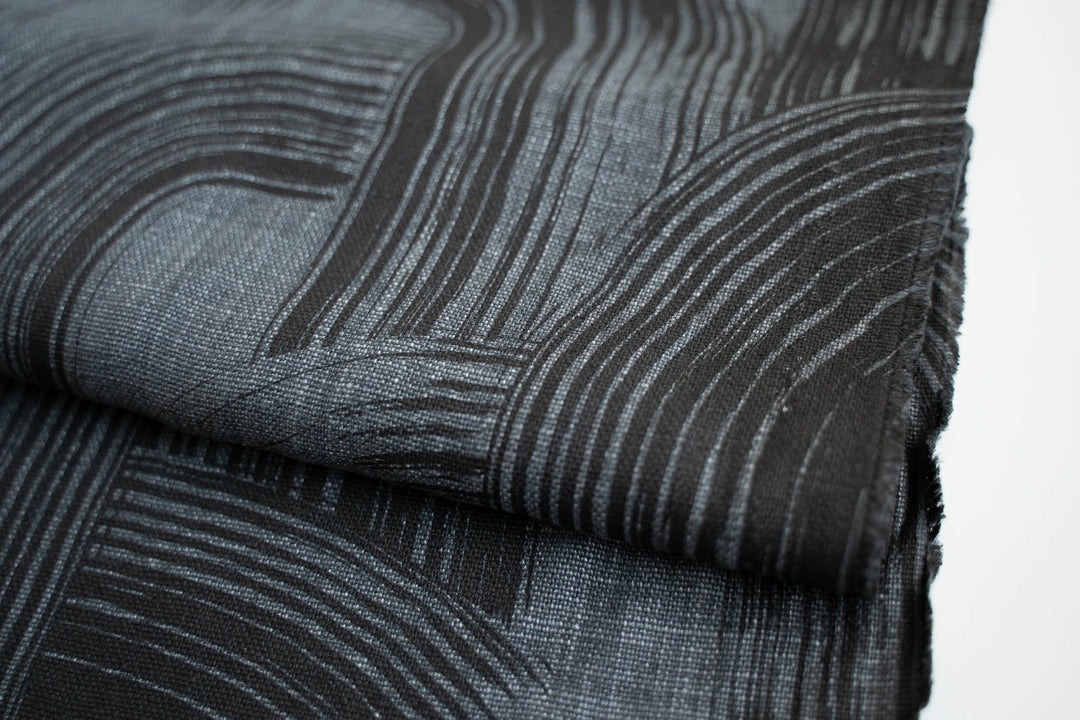 Brushstroke in Black on Granite Heavyweight