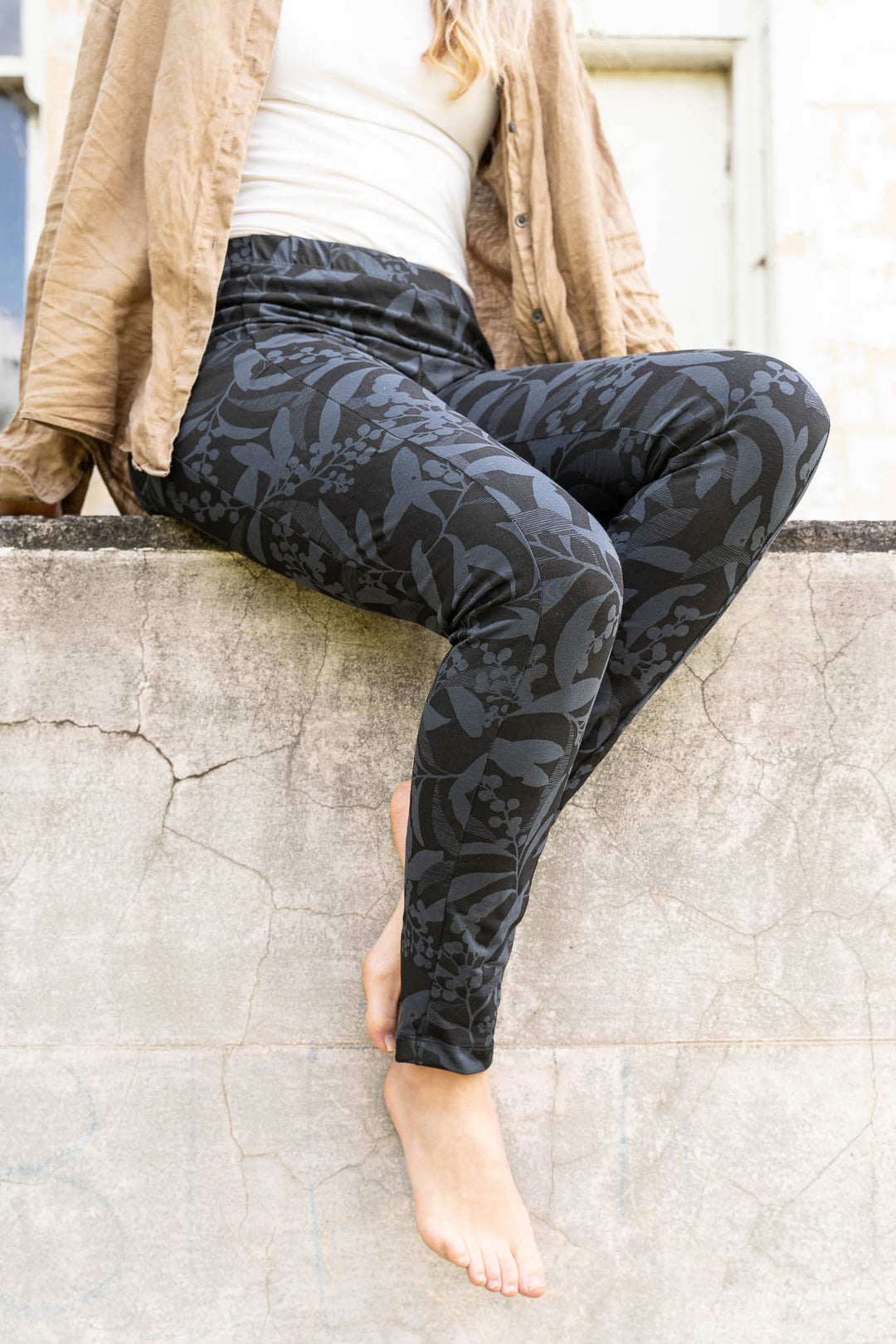 Leggings - Golden Wattle in Black