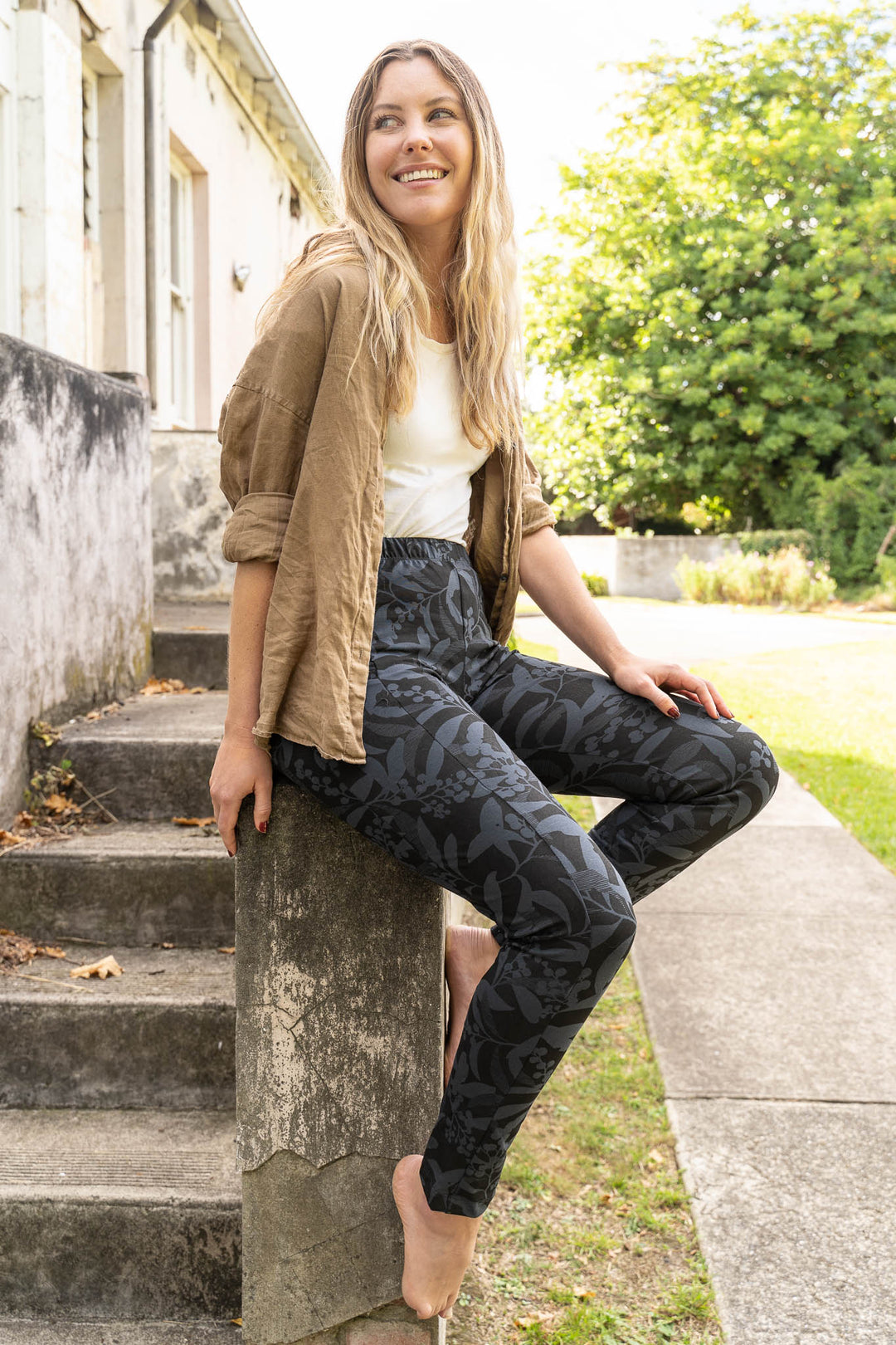 Leggings - Golden Wattle in Black